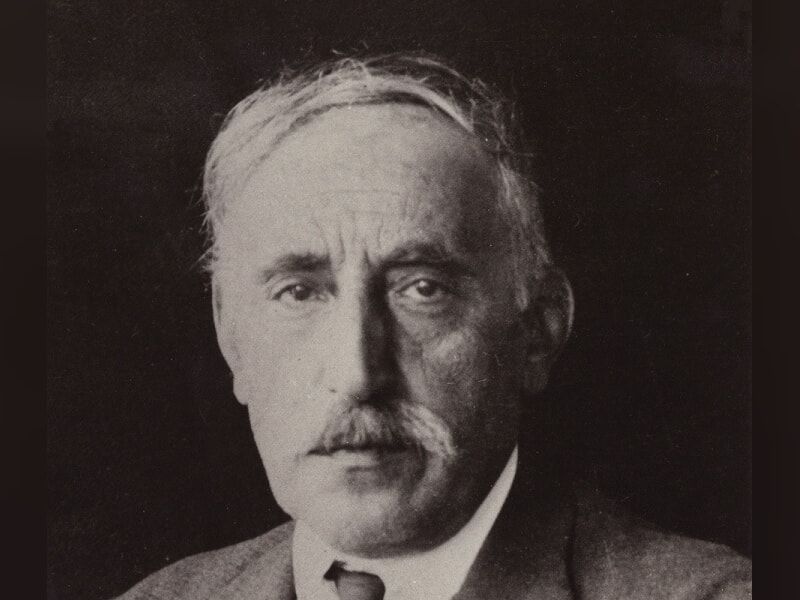 İhsan Özsoy 