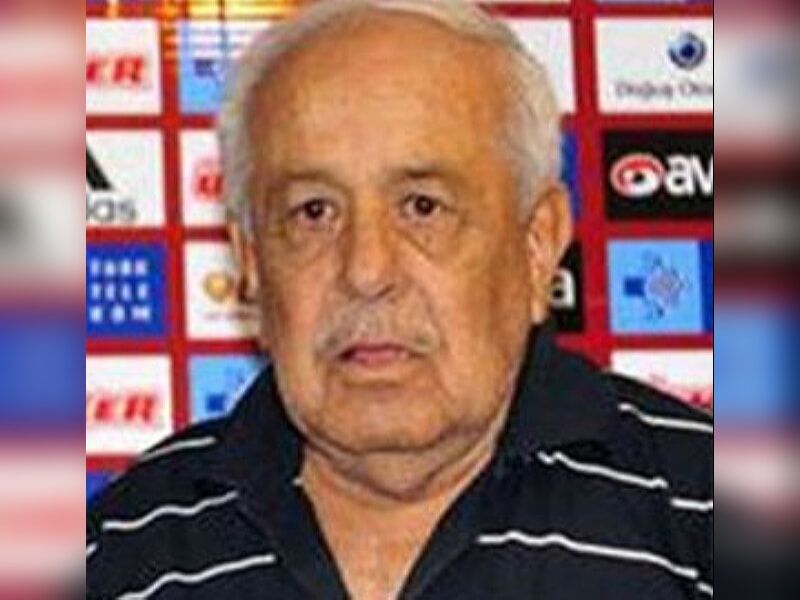 Coşkun Özarı 