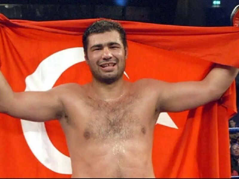 Sinan Şamil Sam 